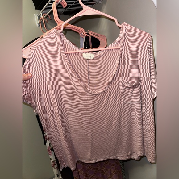 striped crop top with pocket - Picture 1 of 1